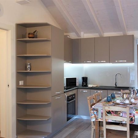 Апартаменты Casa Vacanze Loita Бавено Экстерьер фото